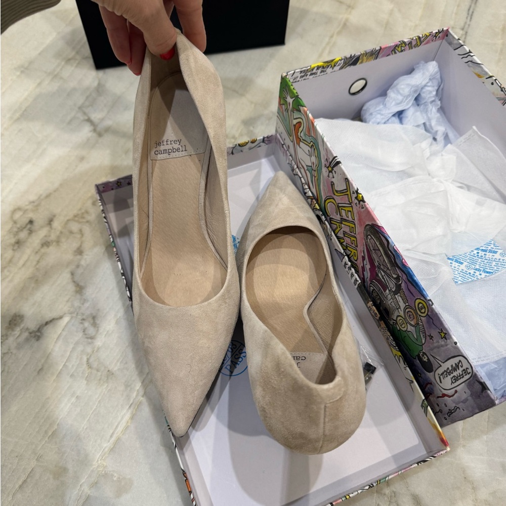 Jeffrey Campbell Suede Pump